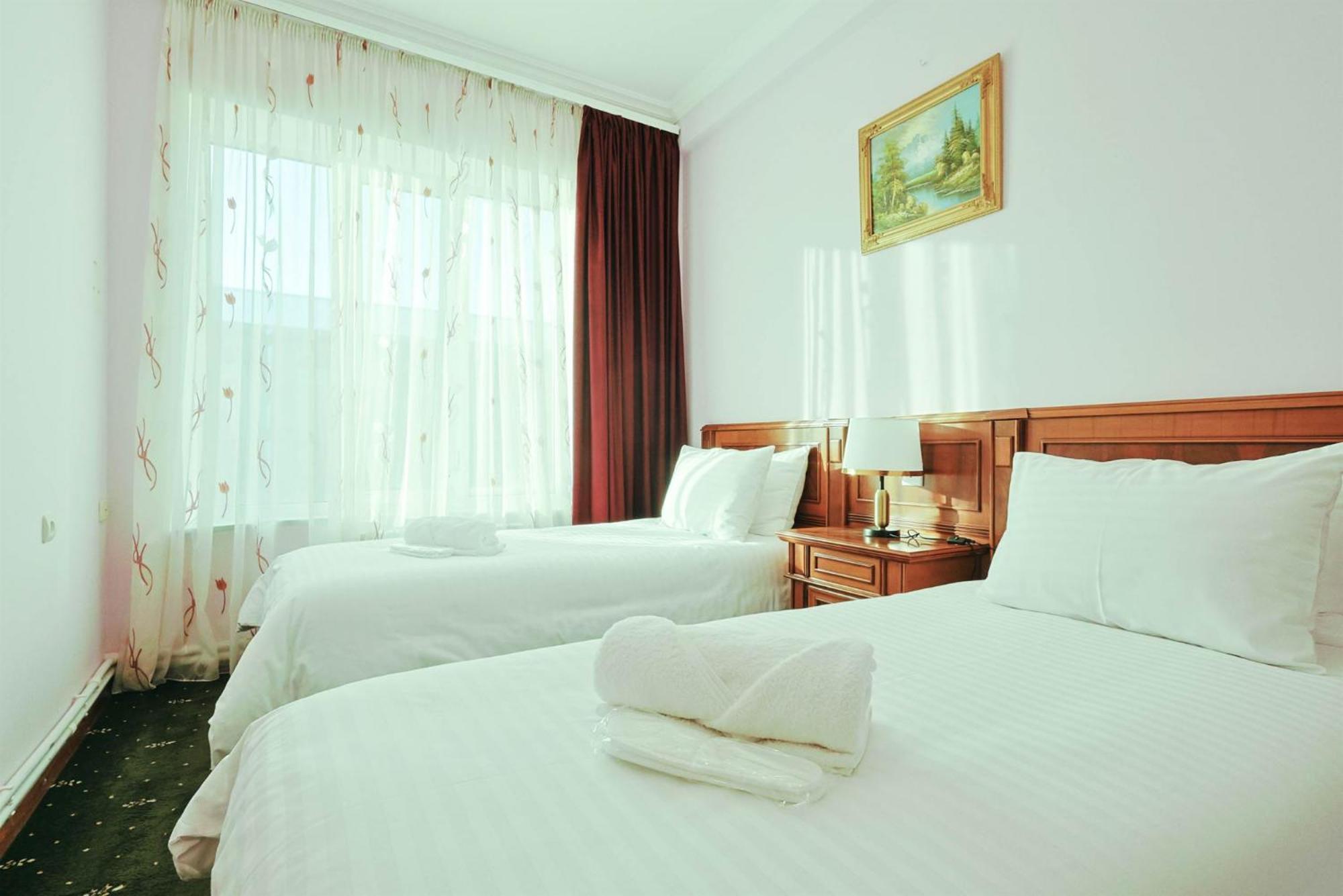 Lalaner Hotel Sisian 外观 照片